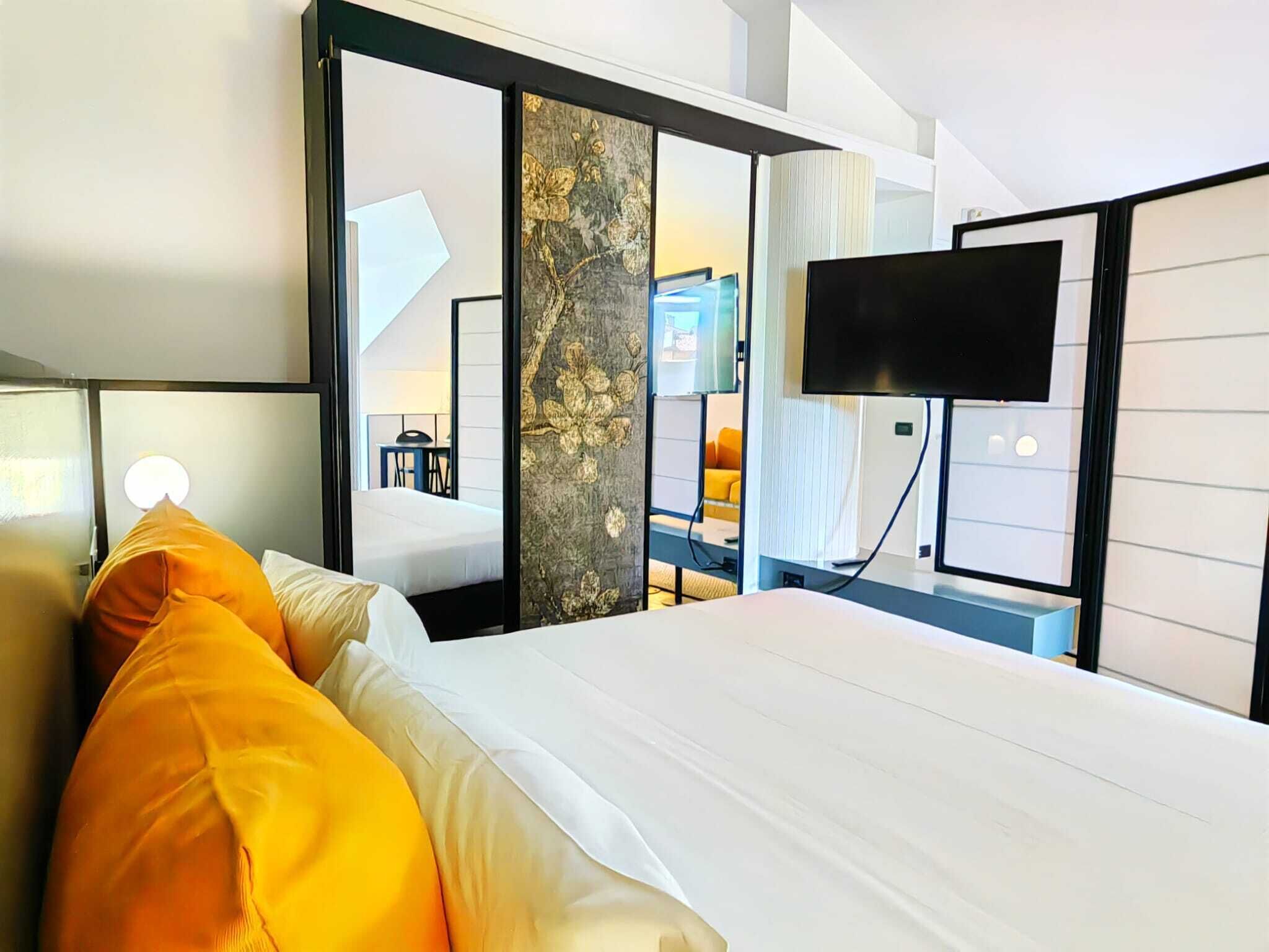 apartment | 1 bedroom, minibar, in-room safe, desk