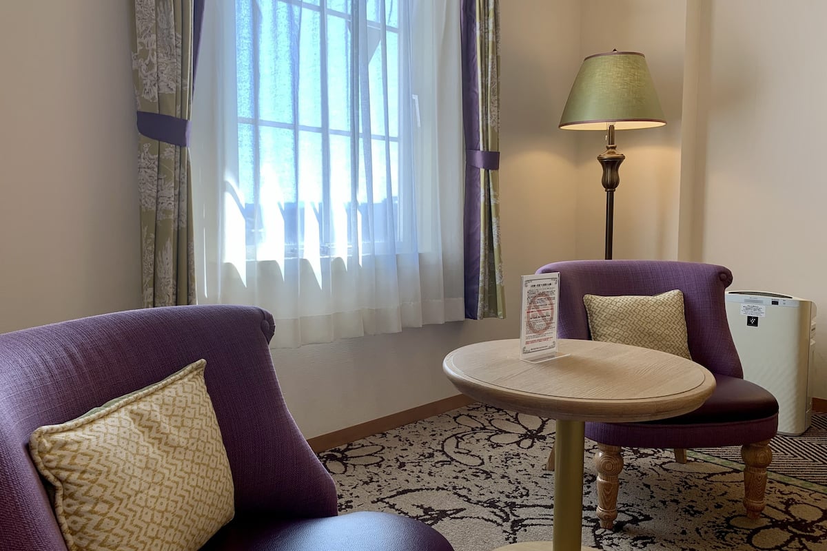 1 bedroom, premium bedding, down duvets, in-room safe