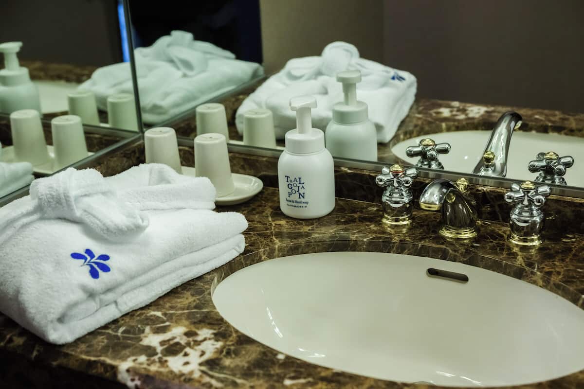 junior room (suite) | 1 bedroom, premium bedding, down duvets, in-room safe