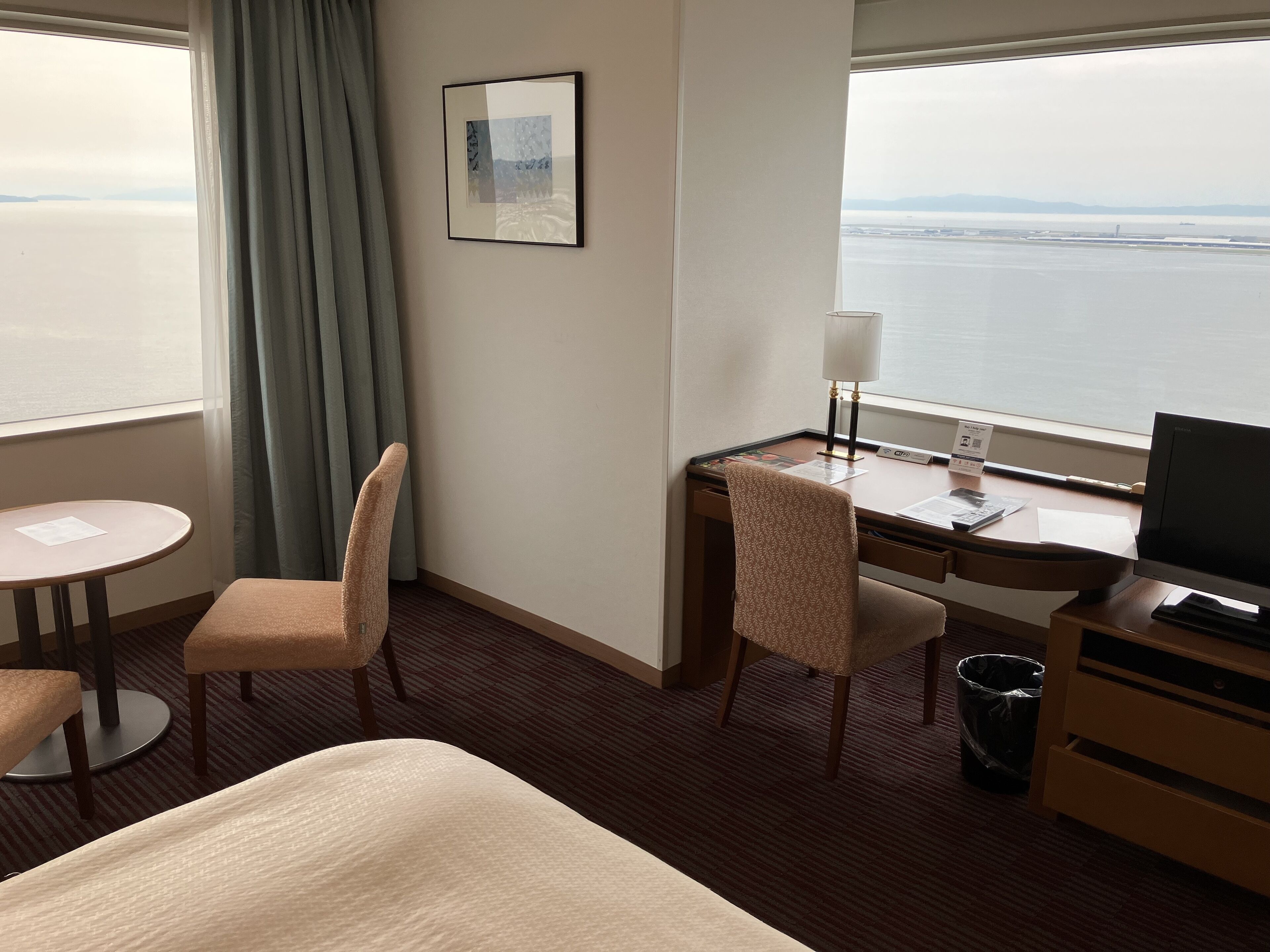 1 bedroom, down duvets, in-room safe, blackout curtains