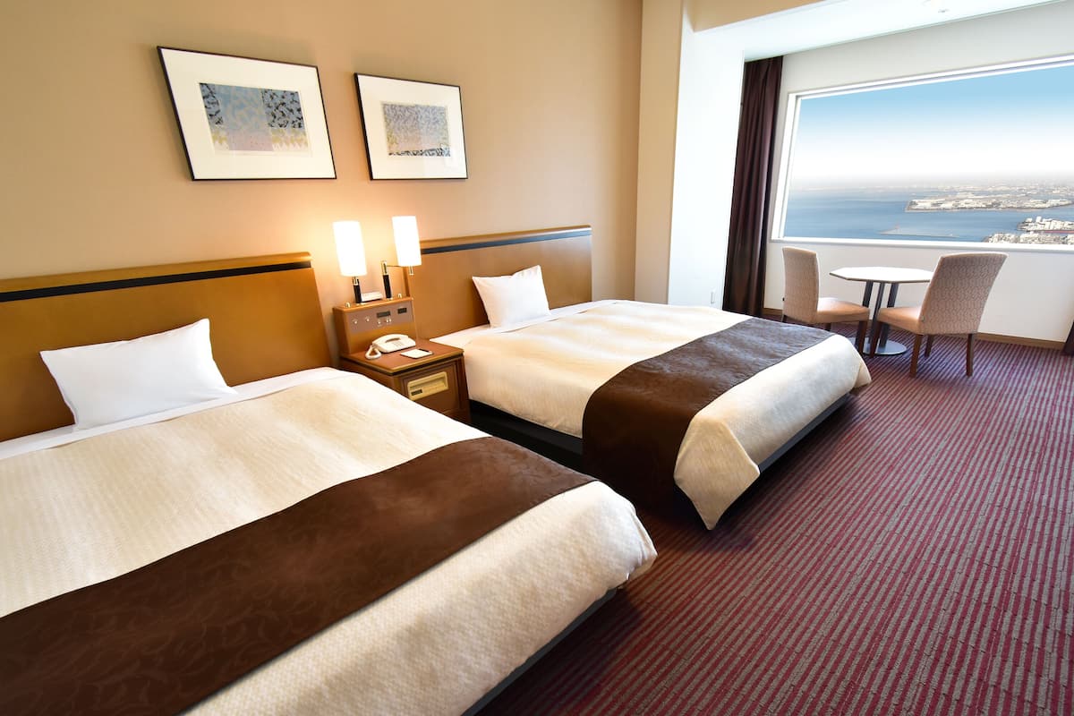 Deluxe Twin Room, Non Smoking, Mountainside | Down duvets, in-room safe, blackout curtains