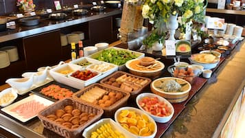Daily buffet breakfast for a fee