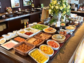 Daily buffet breakfast for a fee - Star Gate Hotel Kansai Airport (Izumisano)