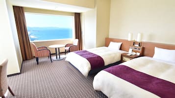 Quarto duplo superior, para não fumantes, no canto | Edredons de pluma, cofres nos quartos, cortinas blackout