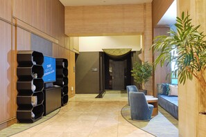 Lobby - Dai-ichi Hotel Tokyo Seafort (Tokyo)