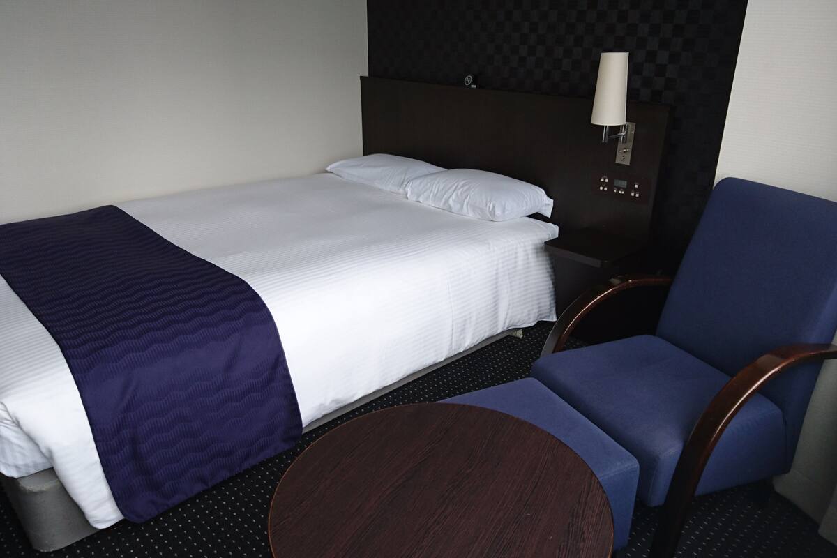 In-room safe, blackout drapes, iron/ironing board (on request)
