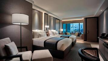 1 bedroom, premium bedding, in-room safe, desk