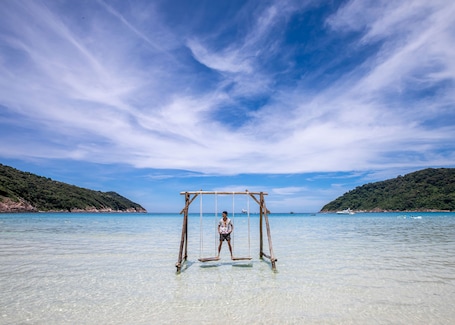 Private beach, free beach cabanas, sun loungers, beach umbrellas