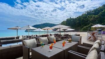 Beach bar