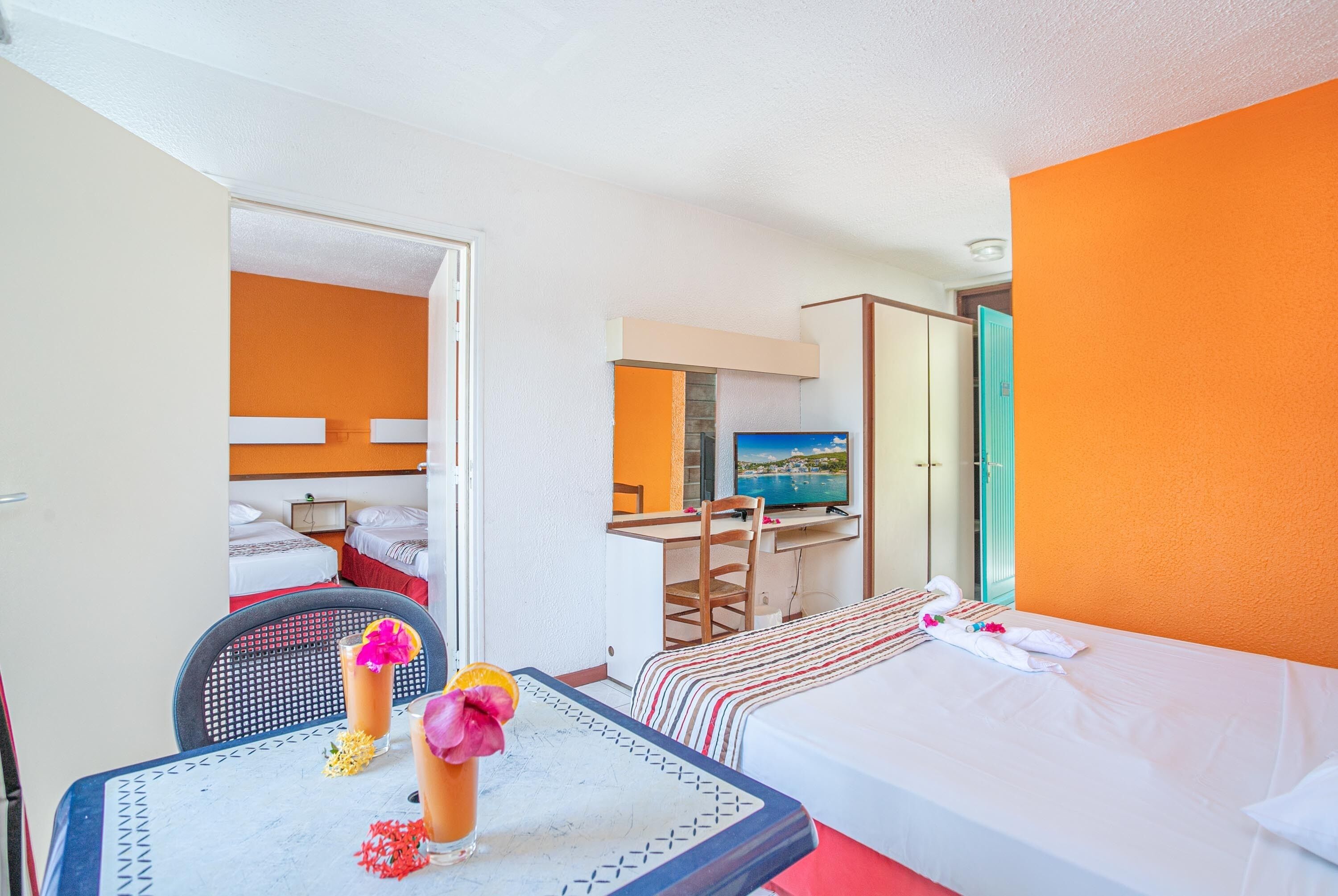 Family Apartment, Kitchenette