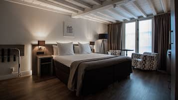 Deluxe Room (Grandlit) | Egyptian cotton sheets, premium bedding, minibar, in-room safe