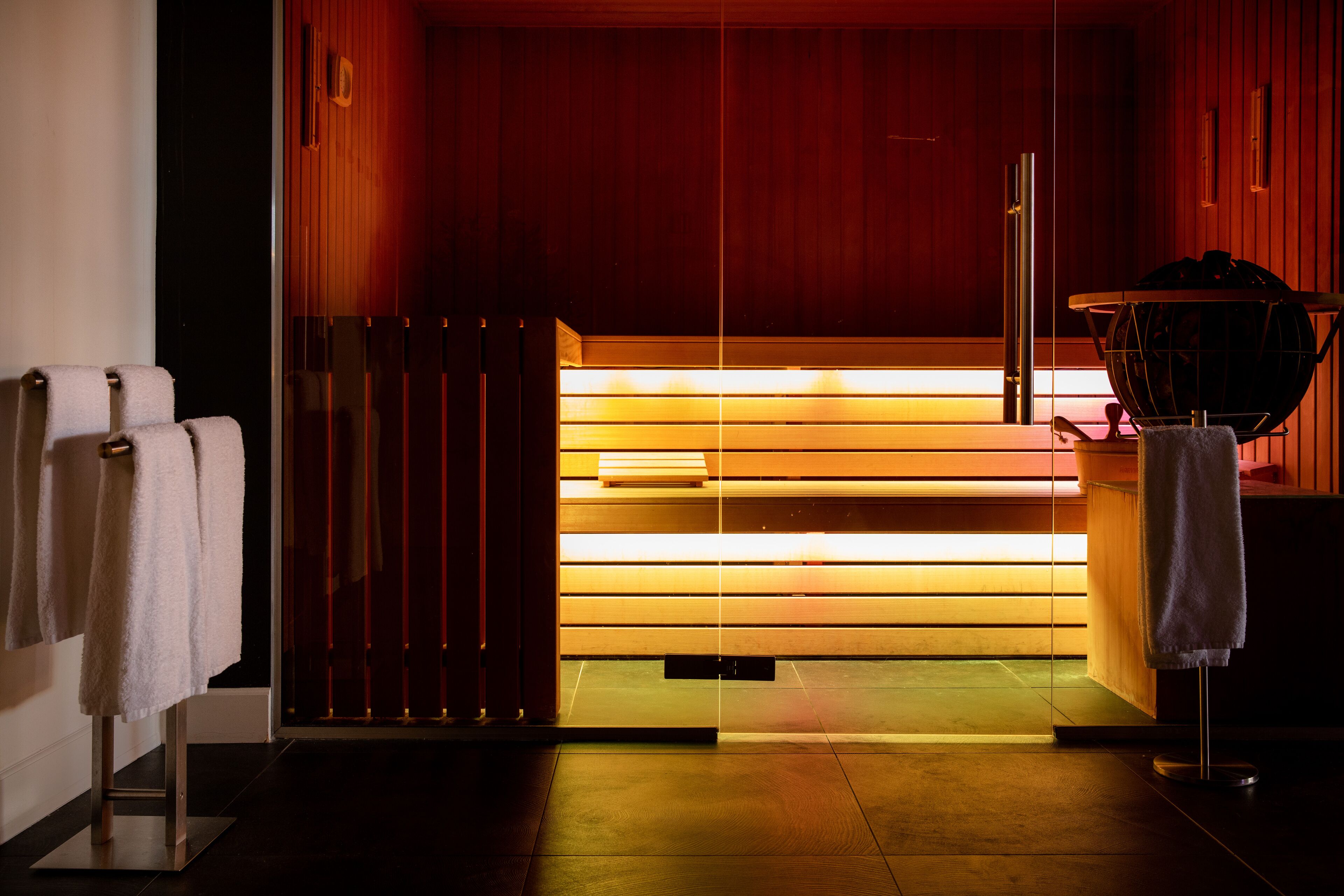 sauna, steam room