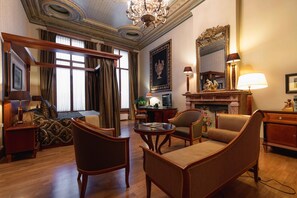 Superior Suite | 1 bedroom, Egyptian cotton sheets, premium bedding, minibar