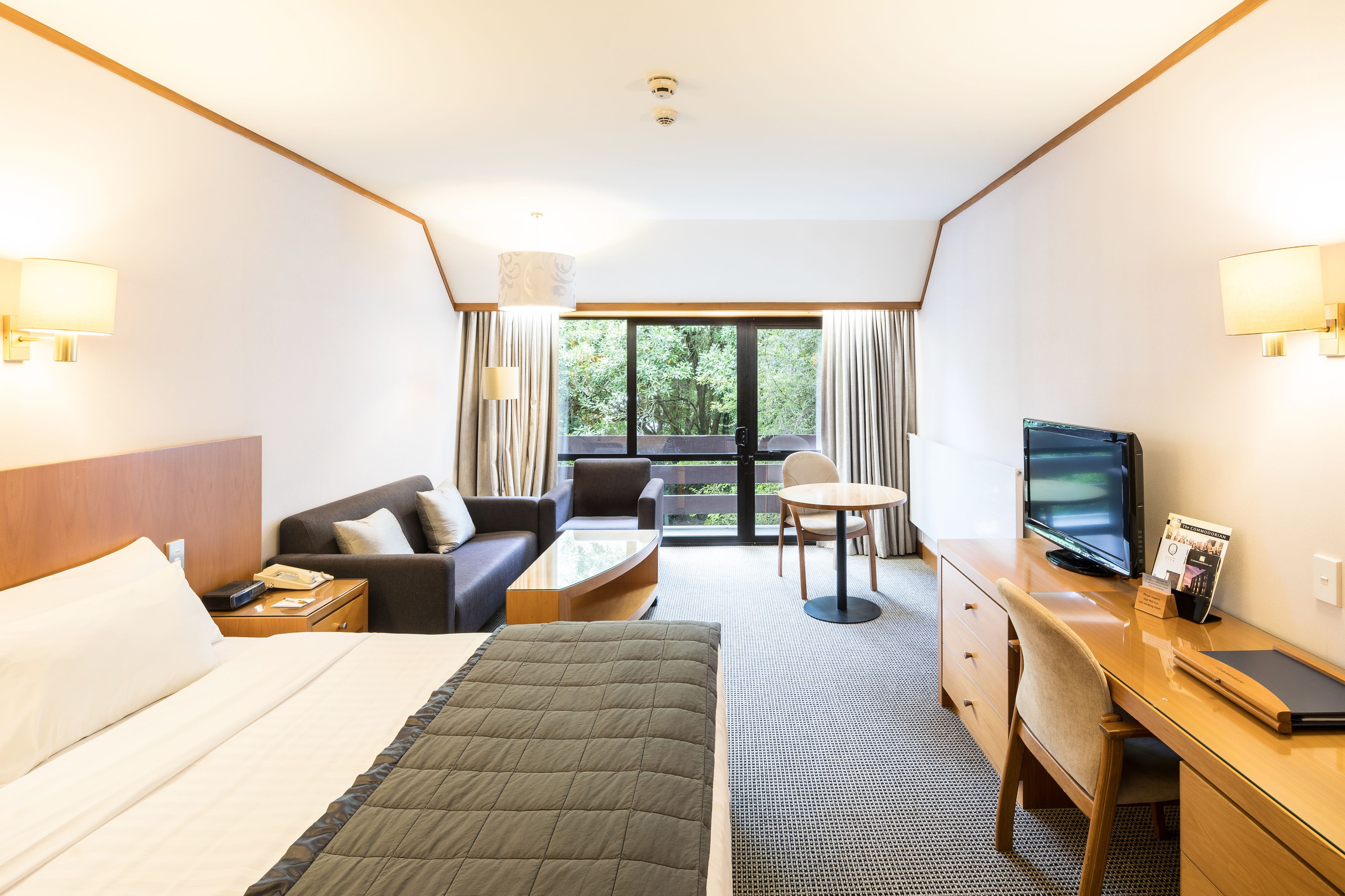 Premium-Suite, 1 King-Bett, Gartenblick