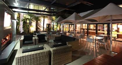 Commodore Airport Hotel
