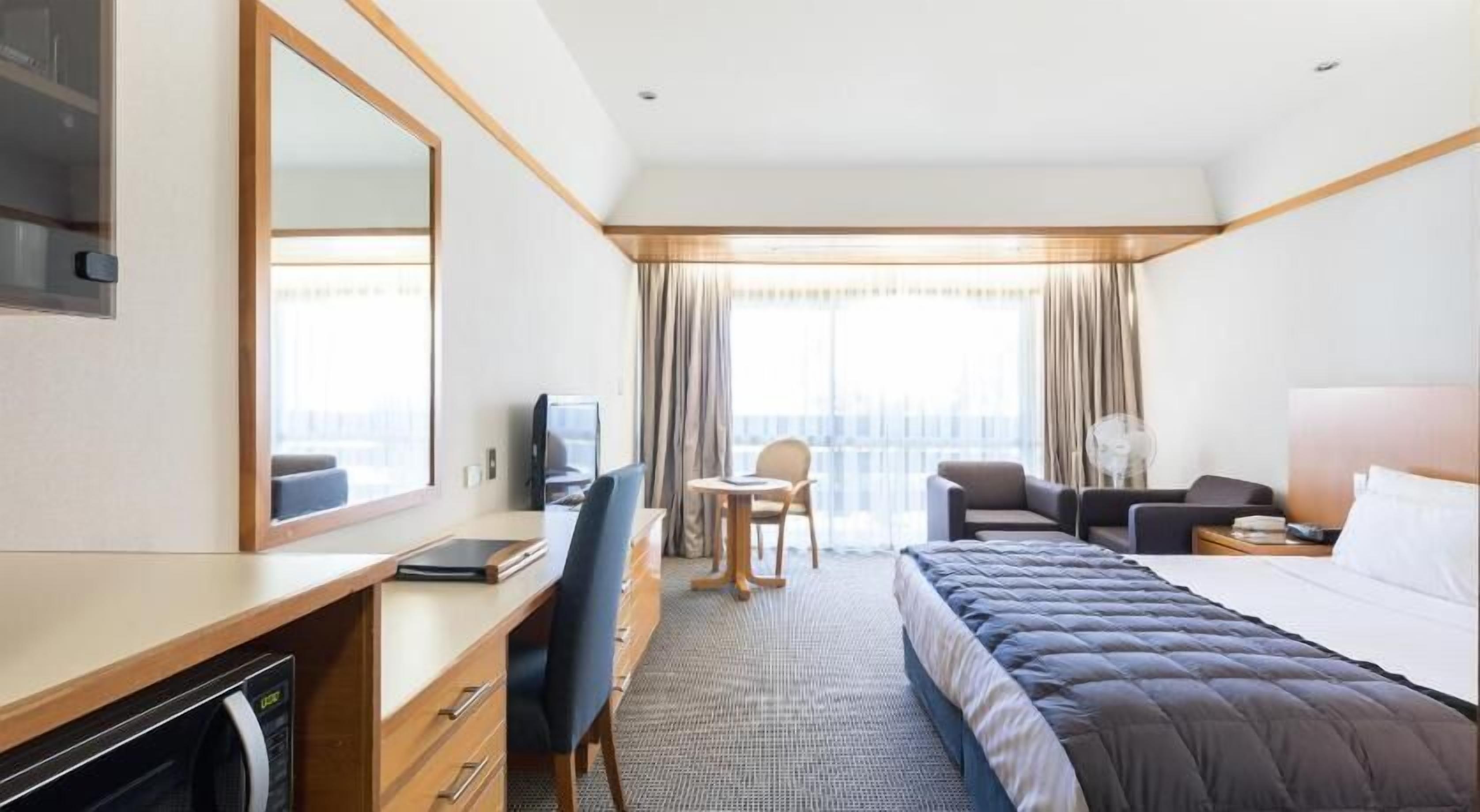 Premium bedding, minibar, in-room safe, desk