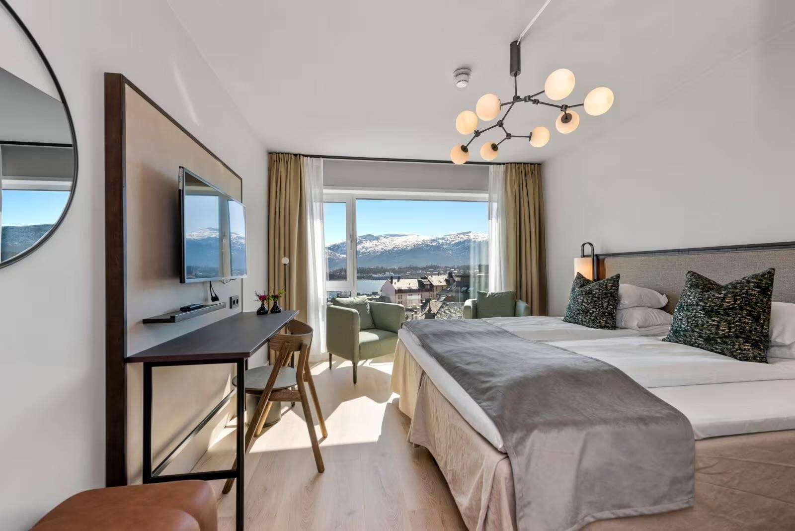 twin room | free cots/infant beds, free wifi, bed sheets