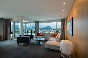 Presidential Suite | Free cots/infant beds, free WiFi, bed sheets