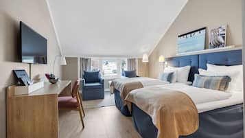Standard Room, 2 Single Beds, Non Smoking | Iron/ironing board, cots/infant beds, rollaway beds, bed sheets