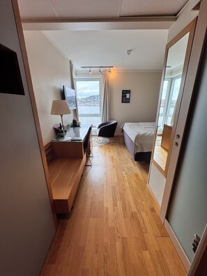 Quarto standard, 1 cama de casal, para não fumantes | Ferros/tábuas de passar roupa, berços (sobretaxa)