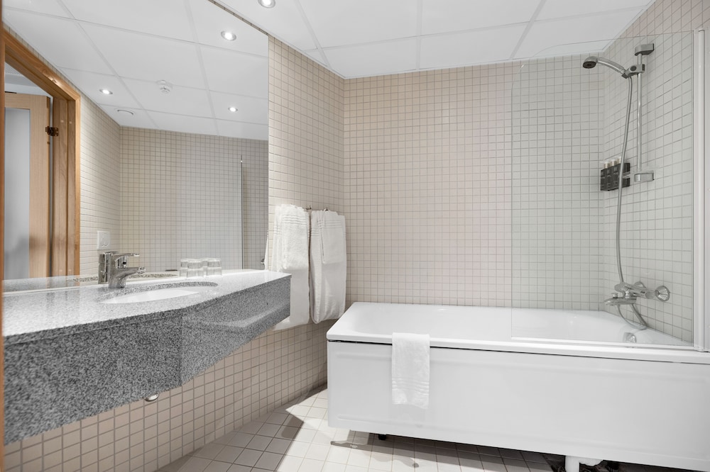 Clarion Hotel Tyholmen by null