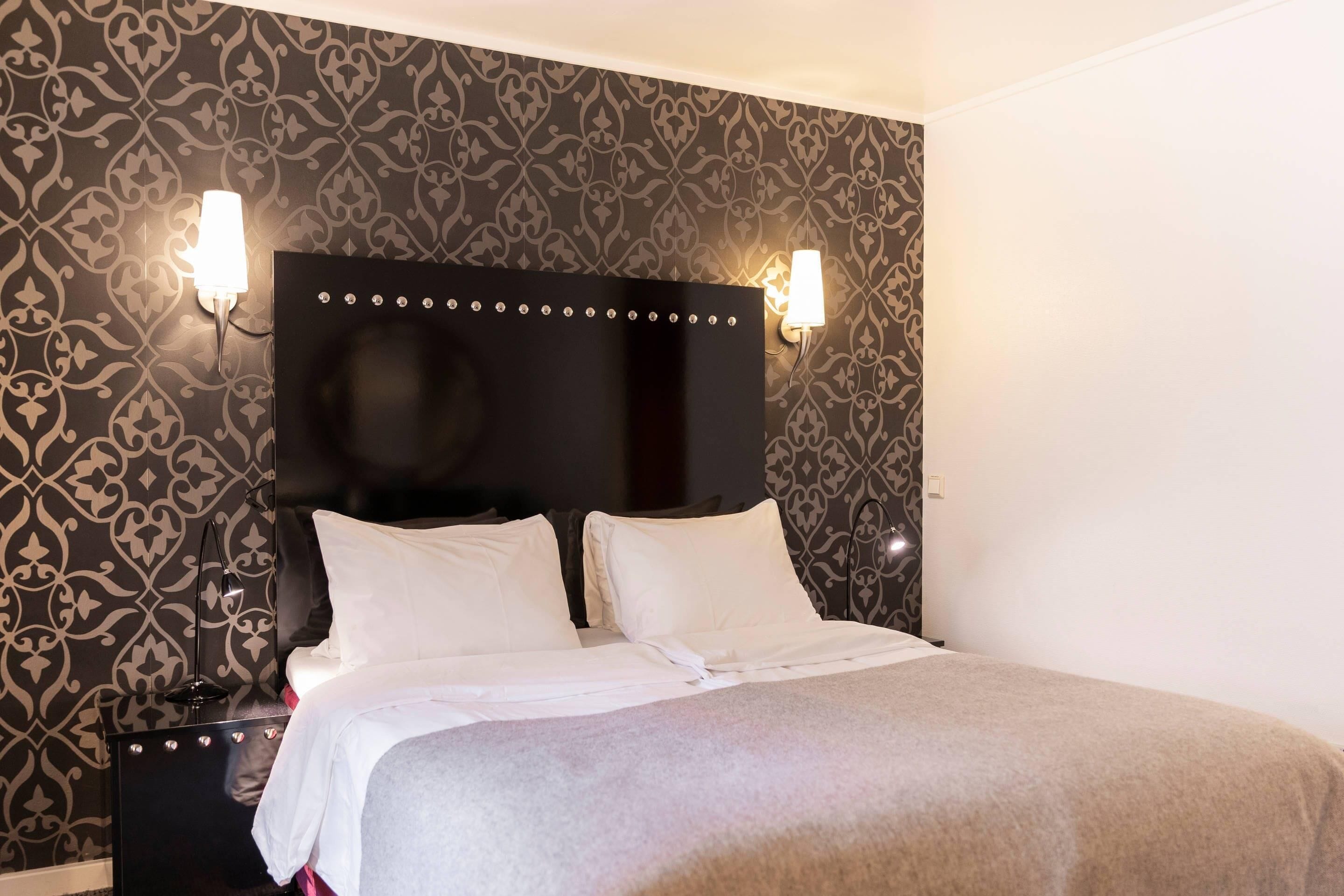 Double Room (Compact) | Desk, laptop workspace, soundproofing, iron/ironing board