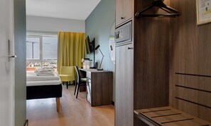 Business-Zimmer, Nichtraucher | Pillowtop-Betten, Minibar, Schreibtisch, Verdunkelungsvorhänge