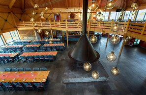 Tägliches Frühstücksbuffet gegen Gebühr