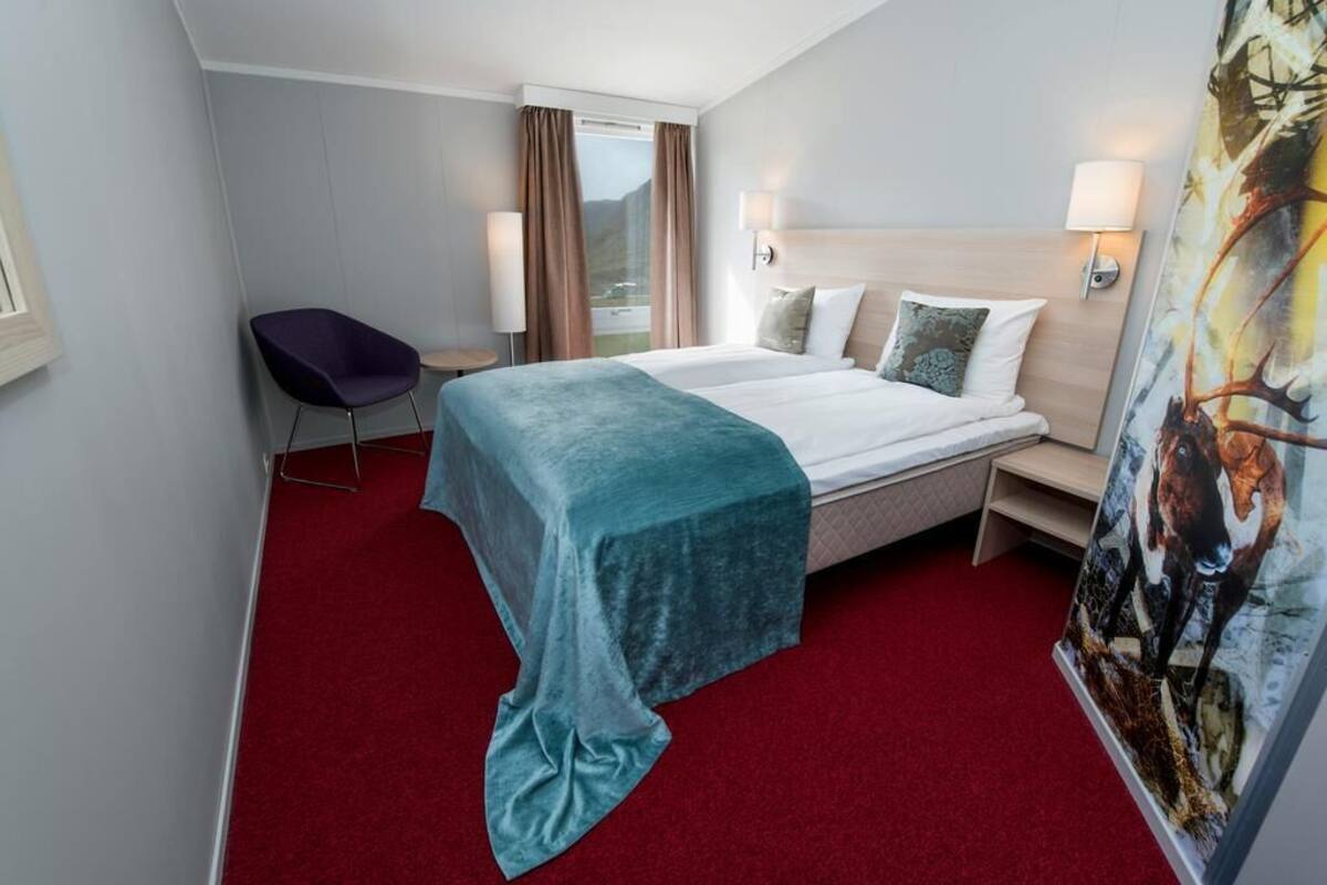 Cribs (surcharge), bed sheets