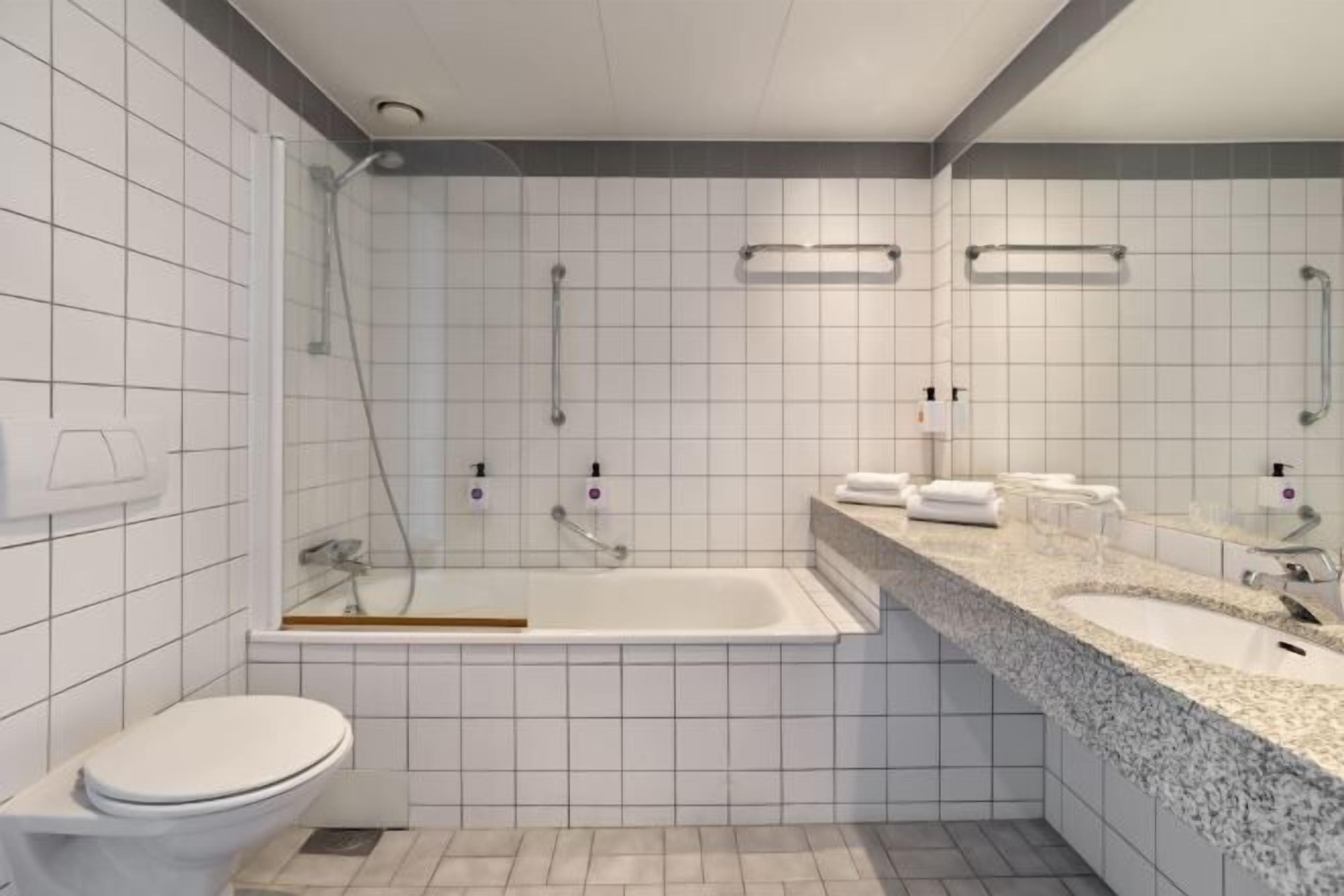 Bad | Hårføner og håndklær