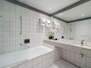 Bathroom - Quality Hotel Grand Kongsberg (Kongsberg)