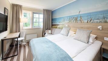 Family Room (Standard) | Pillowtop beds, iron/ironing board, free WiFi, bed sheets