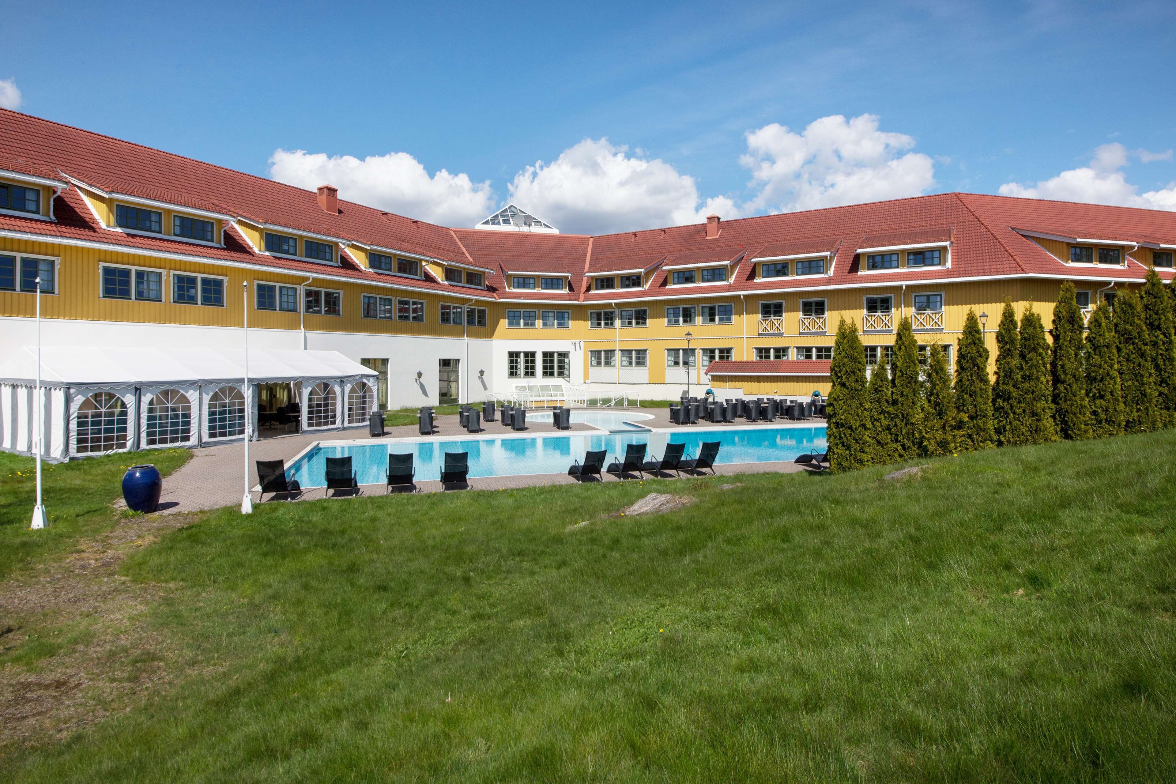 Außenpool (je nach Saison geöffnet)