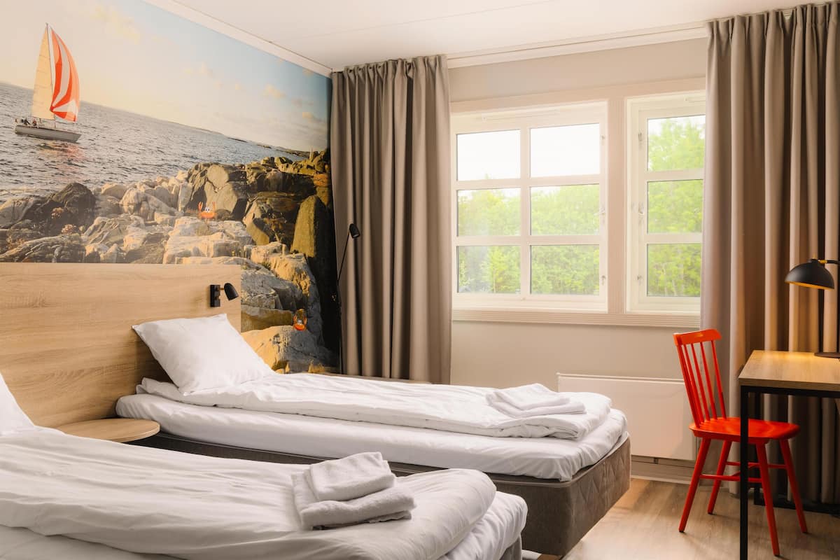 Standard Twin Room | Pillow-top beds, iron/ironing board (on request), free WiFi