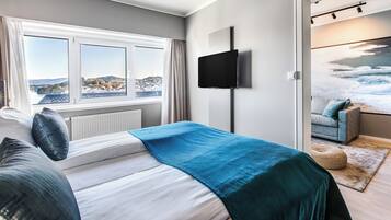 Rom – deluxe, ikke-røyk | Skrivebord, barnesenger og ekstrasenger (mot et tillegg)