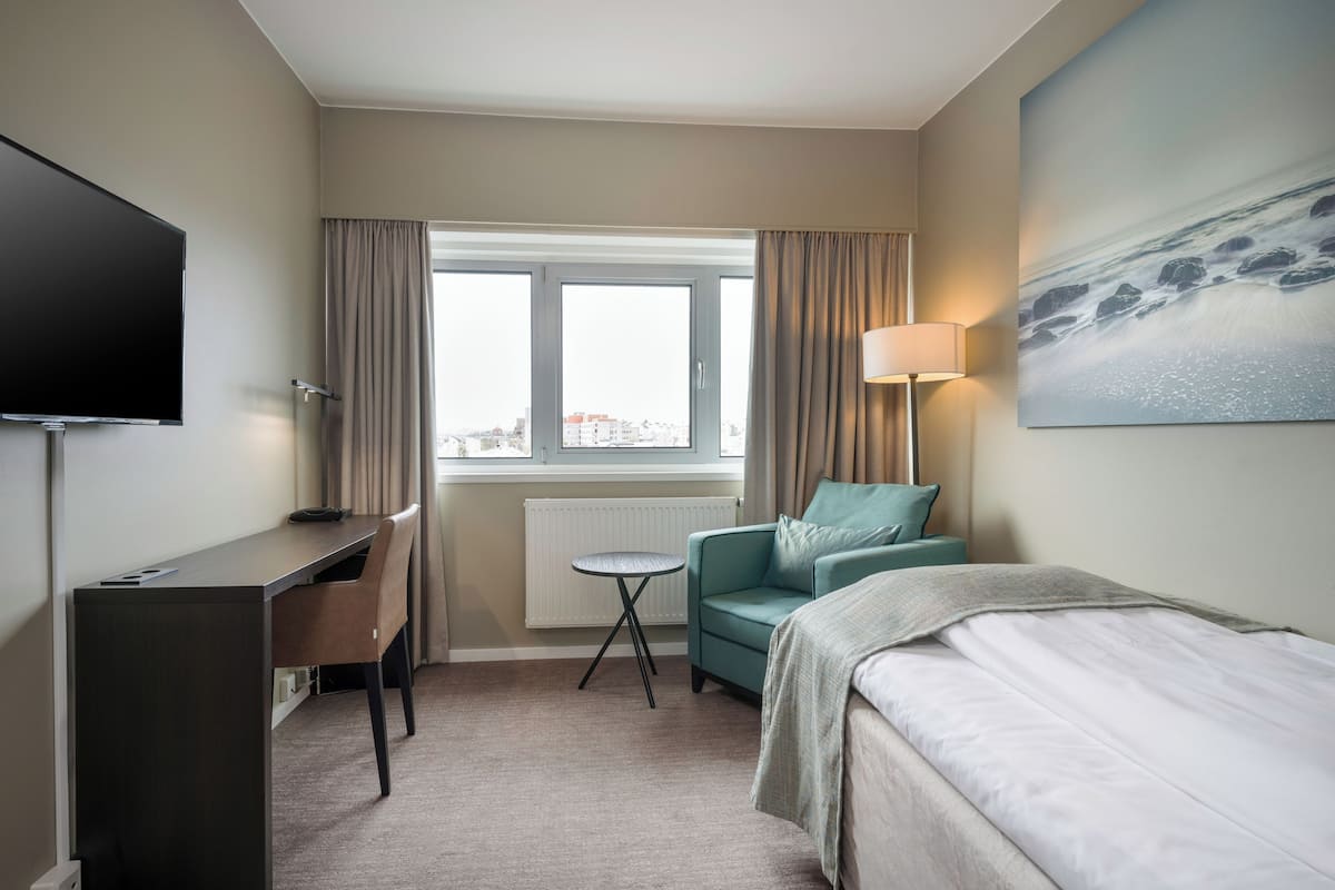 Single Room (Compact) | Desk, cribs/infant beds, rollaway beds, free WiFi