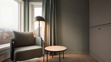 Suite (Master) | 1 kamar tidur, tirai kedap cahaya, Wi-Fi gratis, dan seprai linen