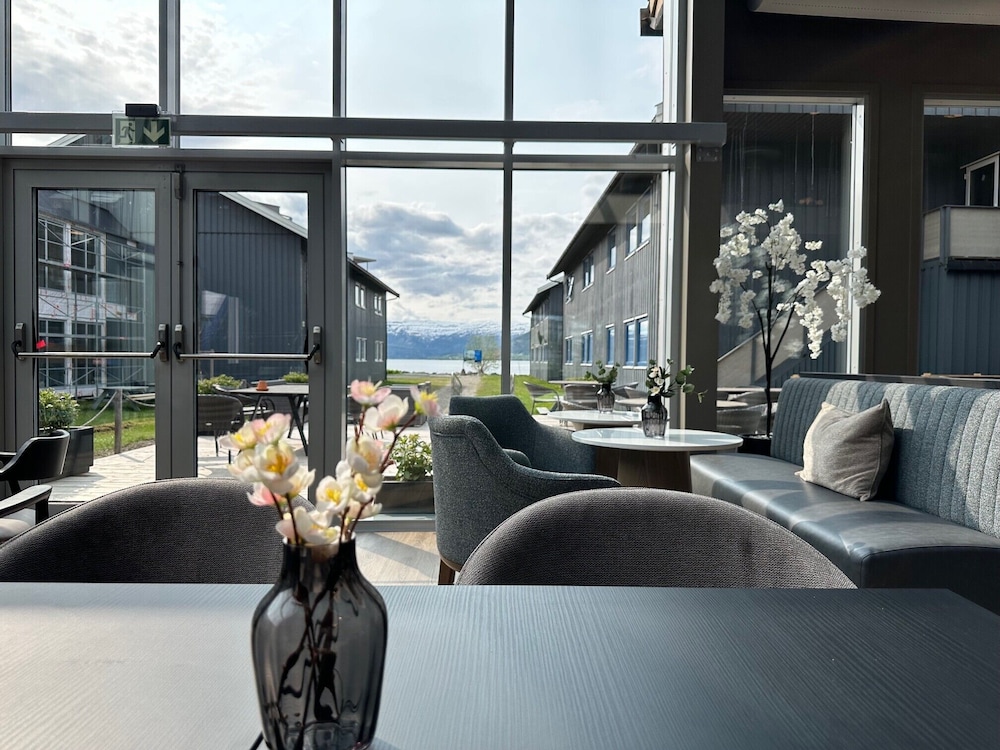 Thon Hotel Mo i Rana by null