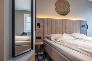 标准房, 1 张大床 | 1 多间卧室、办公桌、笔记本电脑工作区、免费 WiFi