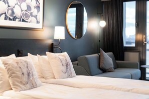 Habitación familiar | Caja de seguridad en la habitación, wifi gratis y ropa de cama 