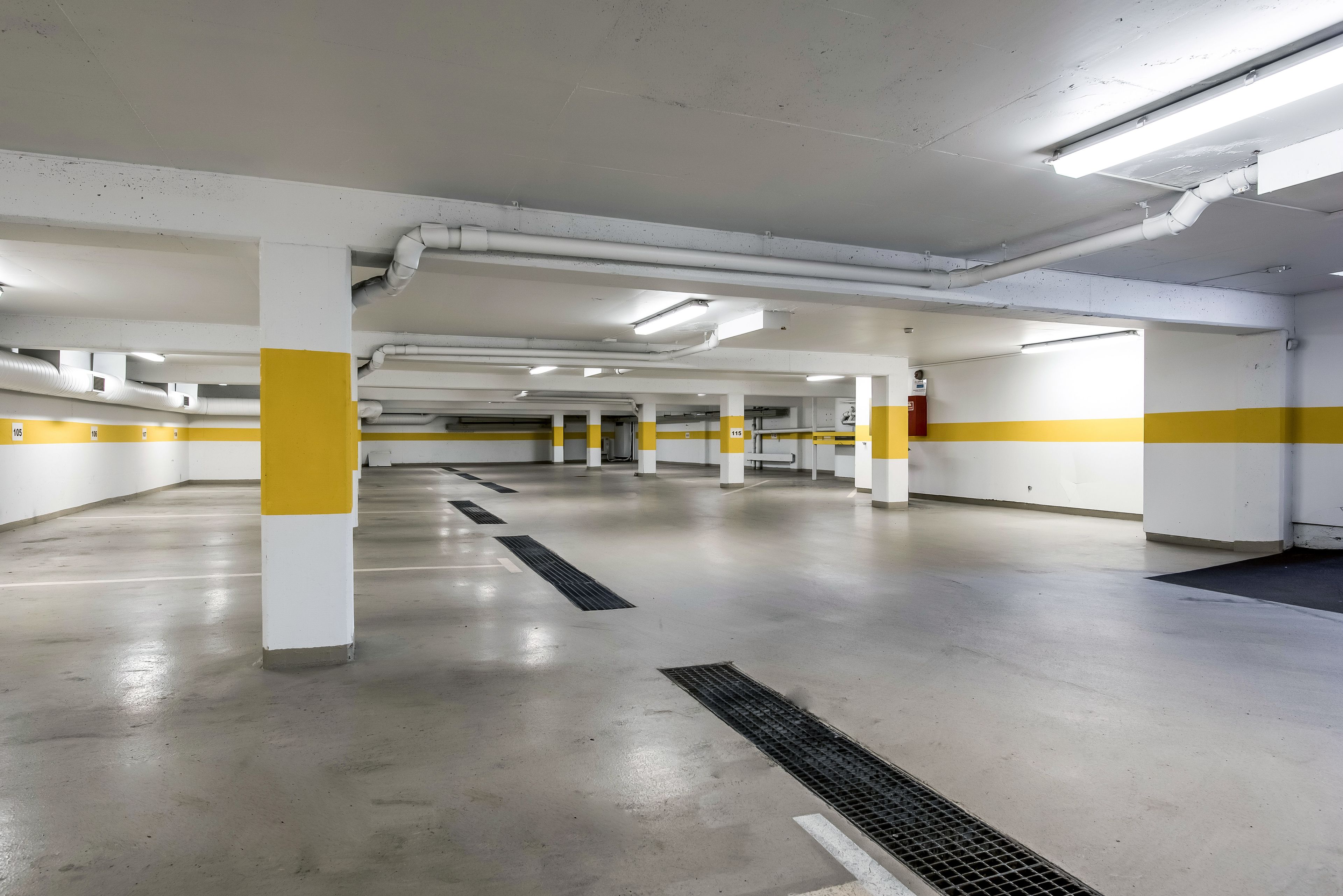 self-parking (surcharge) 175 per night