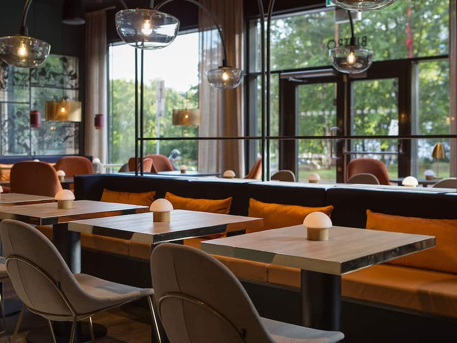 Breakfast, lunch, dinner served; local and international cuisine