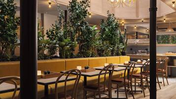 Café da manhã com buffet todos os dias (NOK 225 por pessoa)