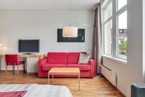 Junior Suite, Non Smoking | Premium bedding, minibar, desk, blackout drapes