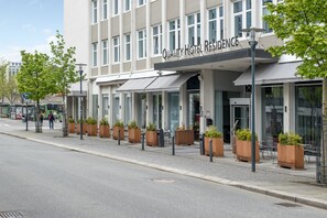 Property entrance - Quality Hotel Residence (Sandnes)