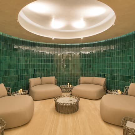 Couples treatment rooms, body treatments, body scrubs, facials