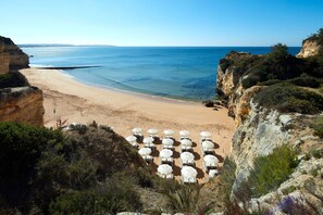 On the beach, free beach shuttle, beach towels