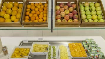 Tägliches Frühstücksbuffet gegen Gebühr