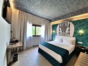 1 bedroom, minibar, in-room safe, desk