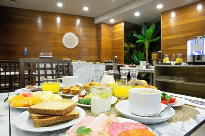 Casual Inca Porto Hotel